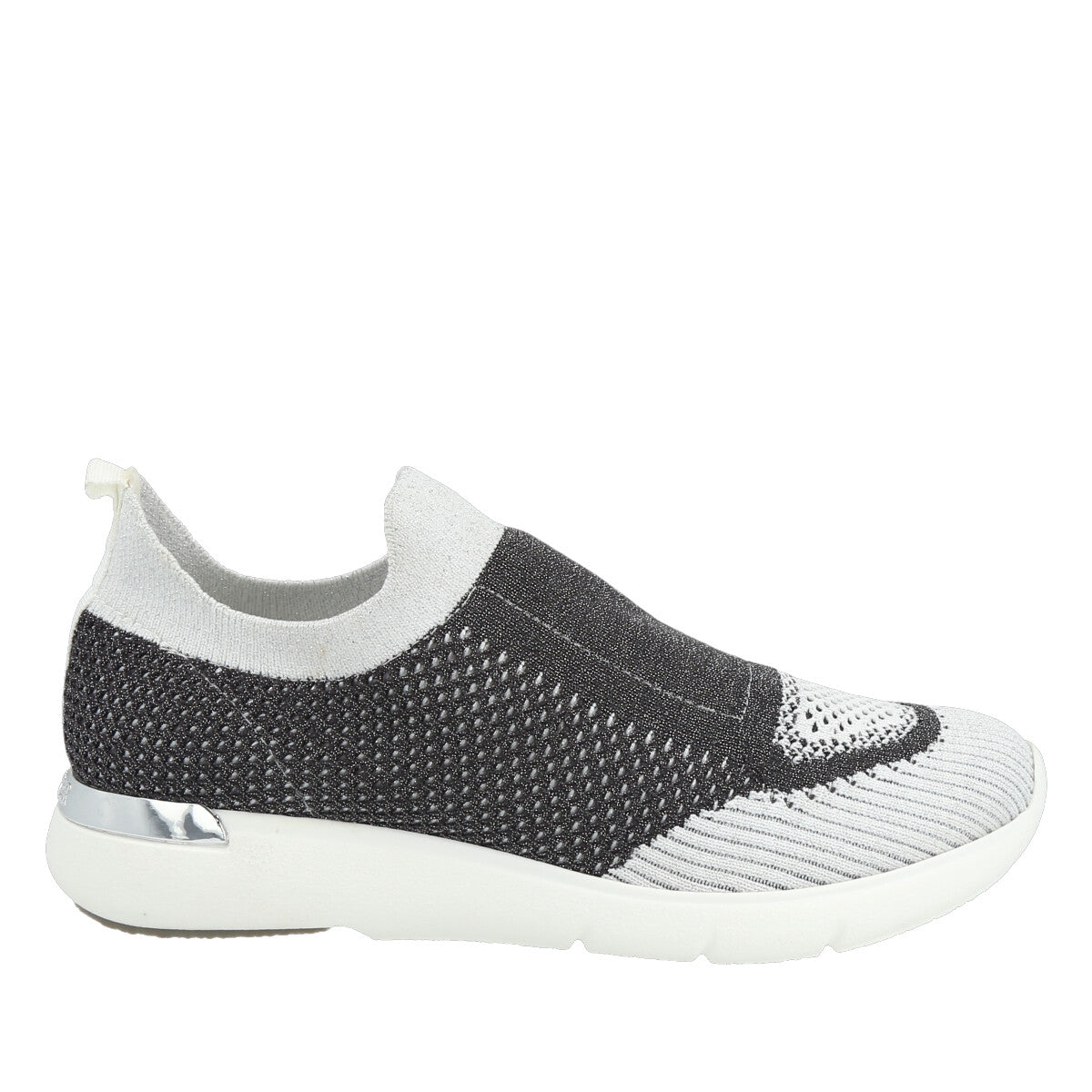 060123 — SNEAKERS IN FLYKNIT HAVANA MT WHITE