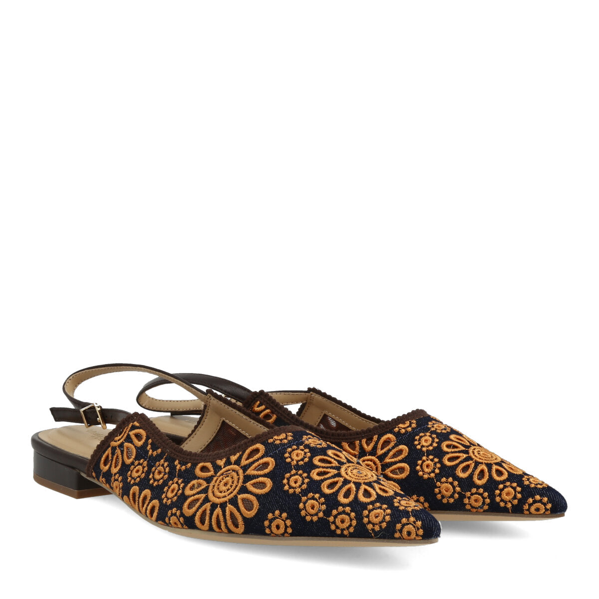 1035.01.7TFL.DKB — CHANEL IN FIORATO T. MORO