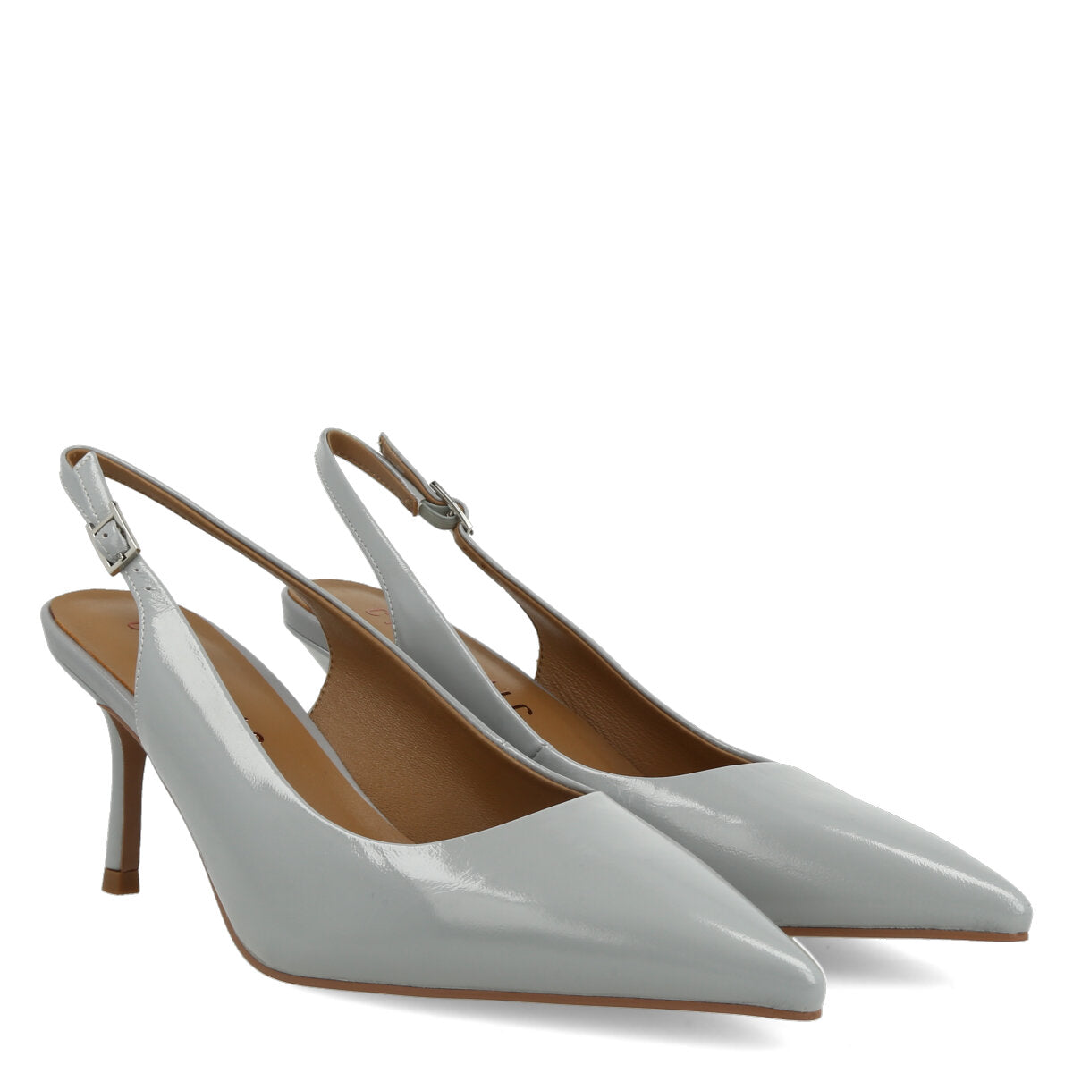 011.01.7CP.LB — CHANEL IN CAPRETTO POLVERE