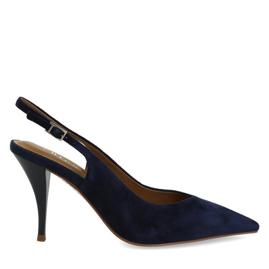 013.01.7CM.NVY — CHANEL IN CAMOSCIO NAVY