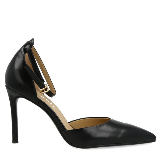 004.01.7NP.BLK — CHANEL IN NAPPA NERO