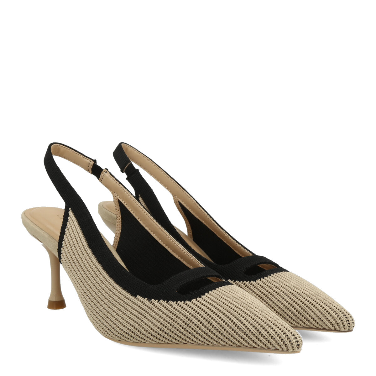 1007.01.7FK.BGBLK — CHANEL IN FLYKNIT BEIGE/NERO